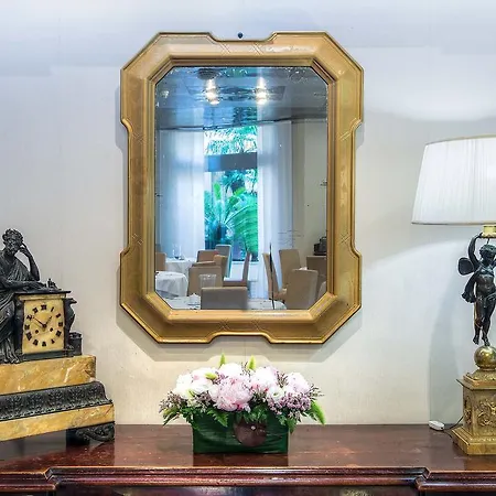 Mini Palace Szálloda 4*