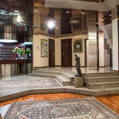 Szálloda Mini Palace 4*