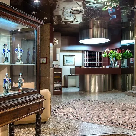 Szálloda Mini Palace