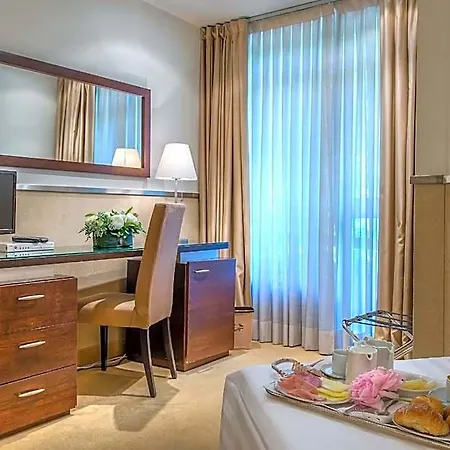 Hotel Mini Palace